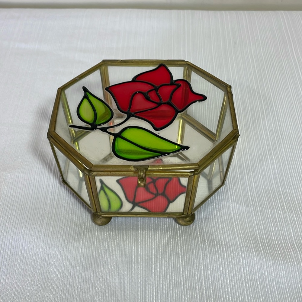Vintage floral jewelry storage with mirror inside